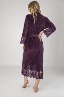 Жіночий халат Nusa довгий велюровий з мереживом (Фіолетовий)